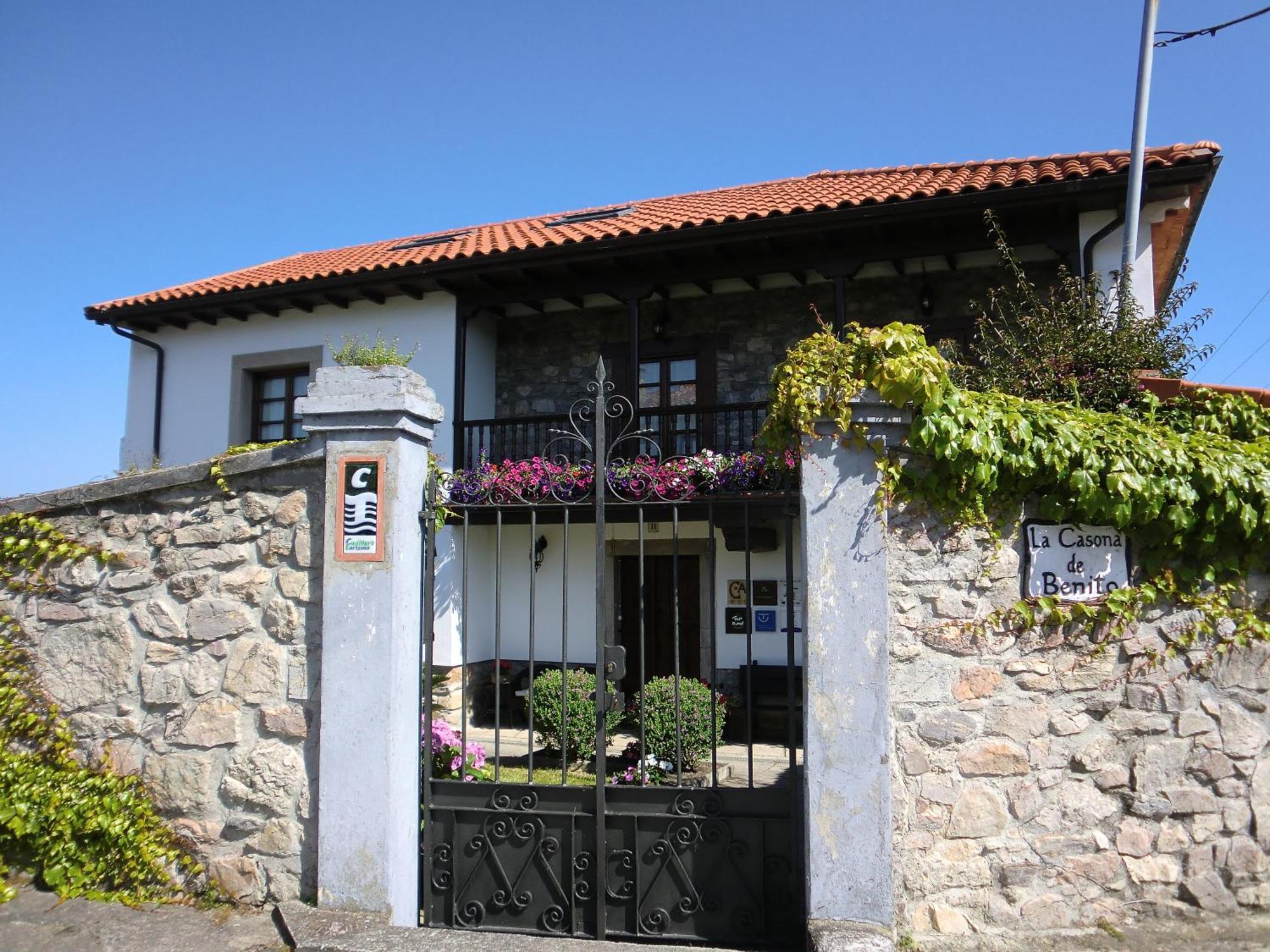 Affittacamere La Casona De Benito Cudillero Esterno foto