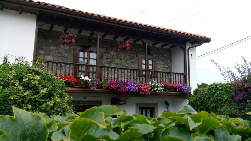 Affittacamere La Casona De Benito Cudillero Esterno foto